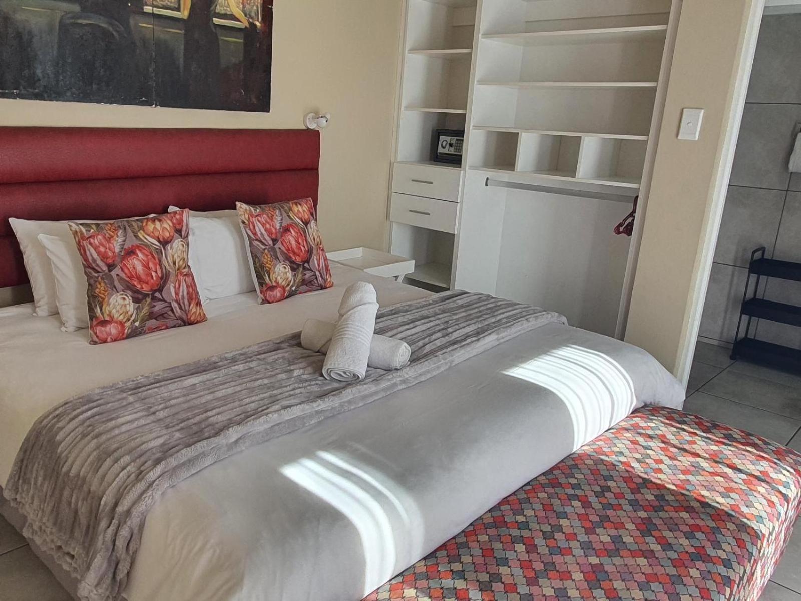 Point Village Hotel And Self Catering 莫塞尔湾 客房 照片